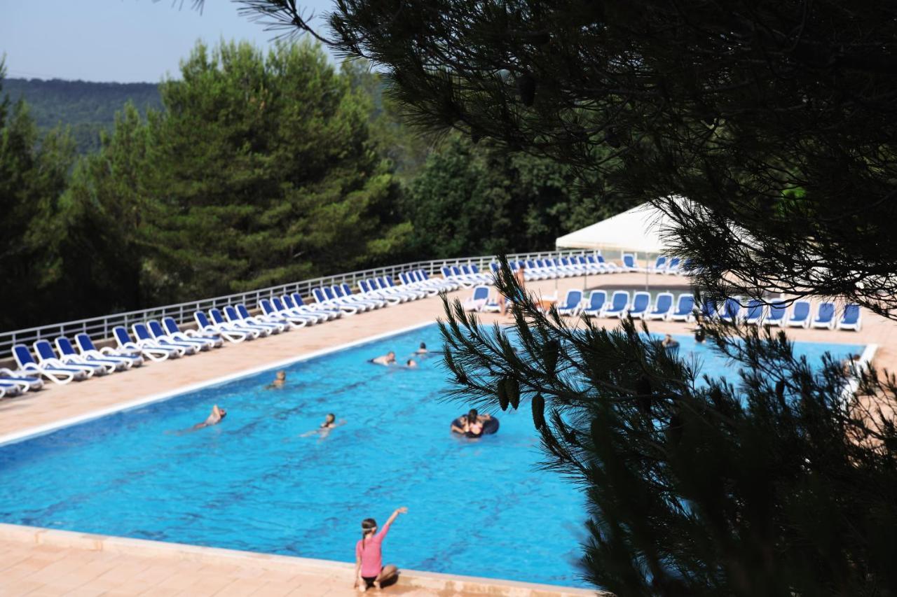 Belambra Clubs Montpezat - Le Verdon Монтаньяк Екстер'єр фото